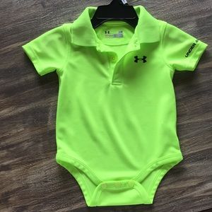 Neon Under Armour boys onesie 3-6 months